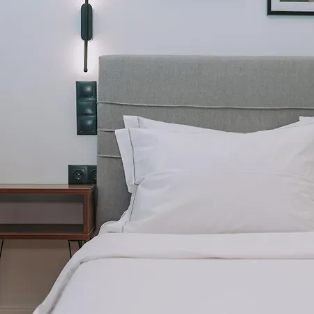 Urban 1-br Spot