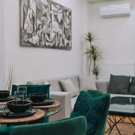 Urban 1-br Spot Apartment Athens