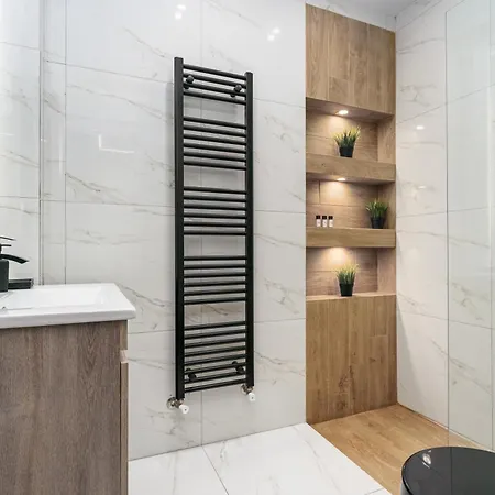 Urban 1-br Spot *